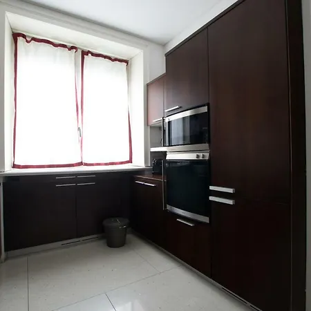 Repubblica Rentclass Giramondo Lejlighed Milano